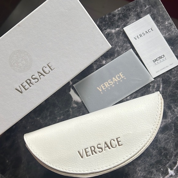 Vintage Versace mod 2055 main image 9